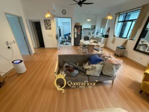 QueensFloor logo